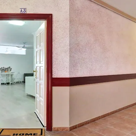 Little Gem, Panoramic Balcony, Con Air, Pool, Wifi Lejlighed *