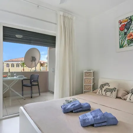 Little Gem, Panoramic Balcony, Con Air, Pool, Wifi Lejlighed Chayofa
